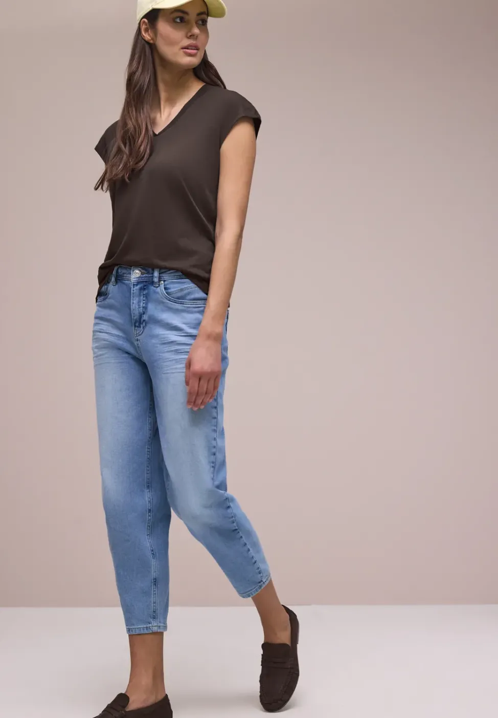 Dropped Shoulder Shirt mit V-Neck