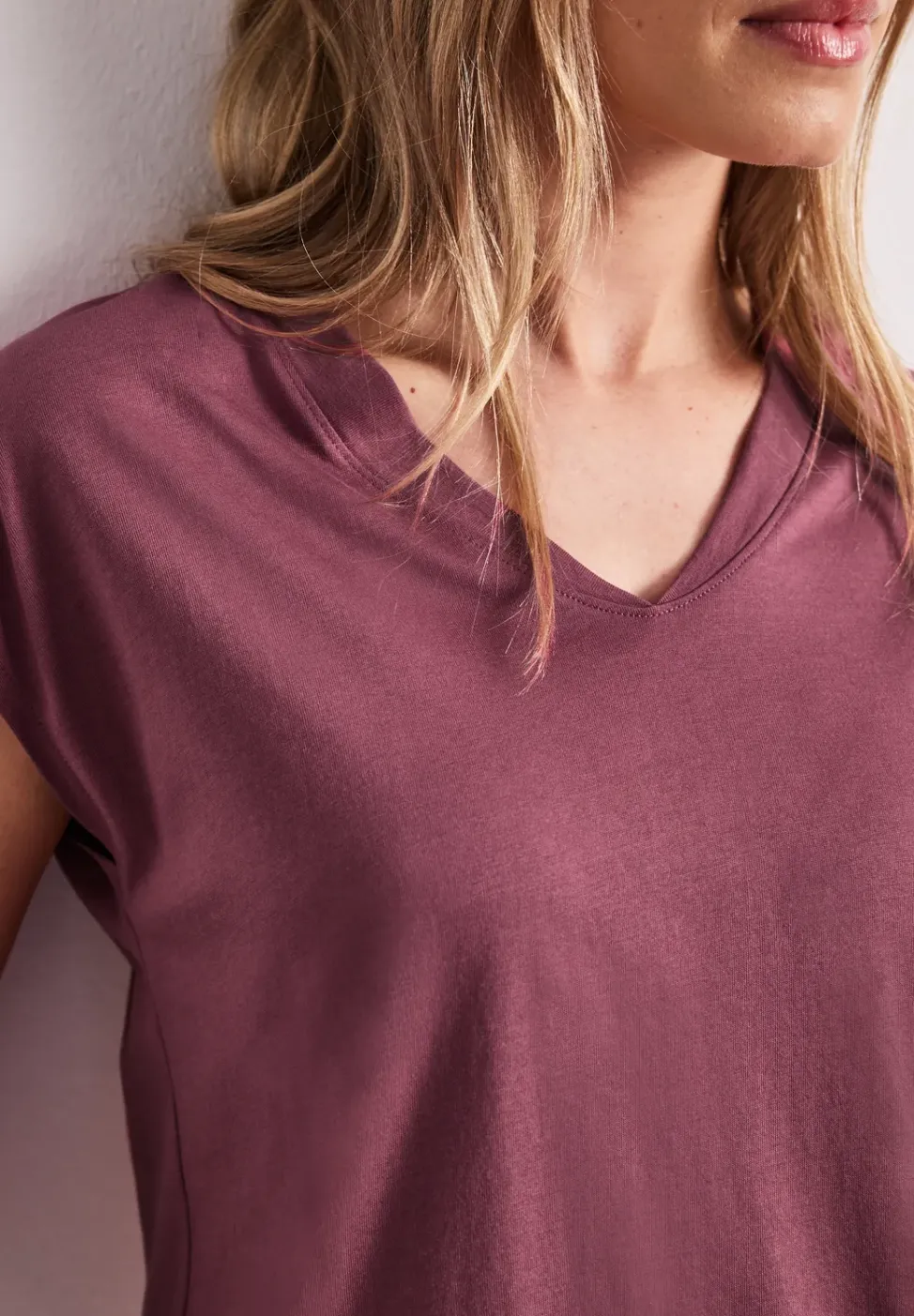 Dropped Shoulder Shirt mit V-Neck
