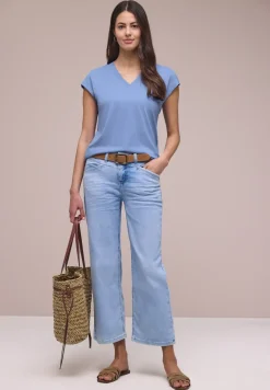 Dropped Shoulder Shirt mit V-Neck
