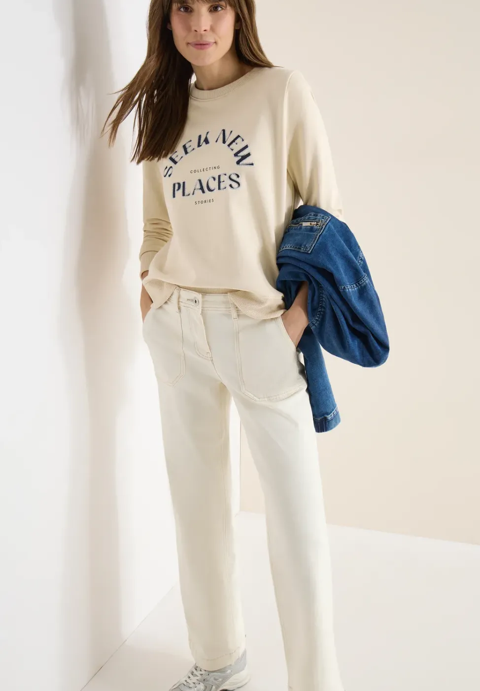 Embroidery Sweatshirt