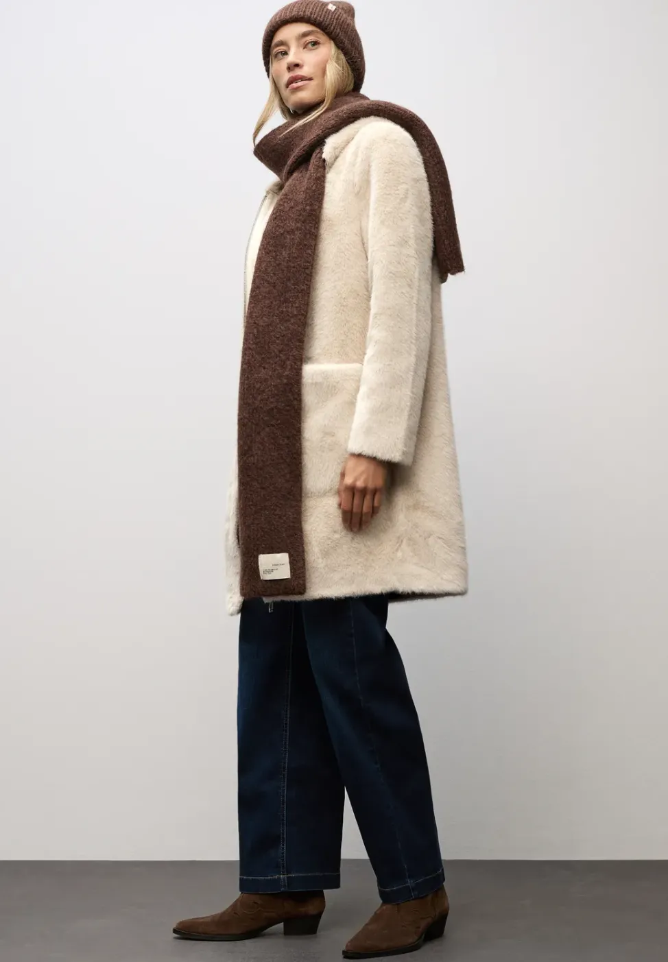 Fake Fur Mantel mit Kapuze