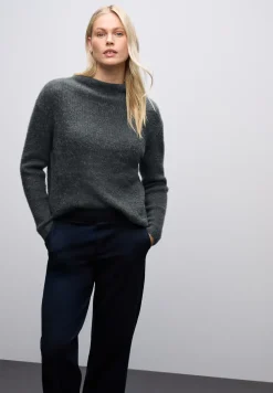 Federgarn Pullover