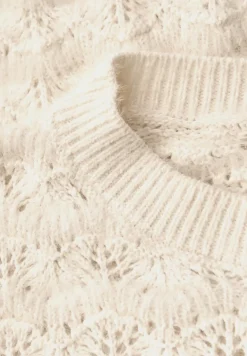 Flauschiger Strukturpullover