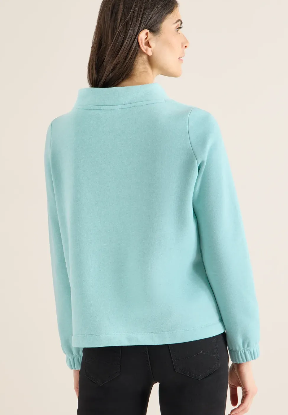 Funnelneck Sweatshirt
