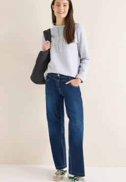 Funnelneck Sweatshirt