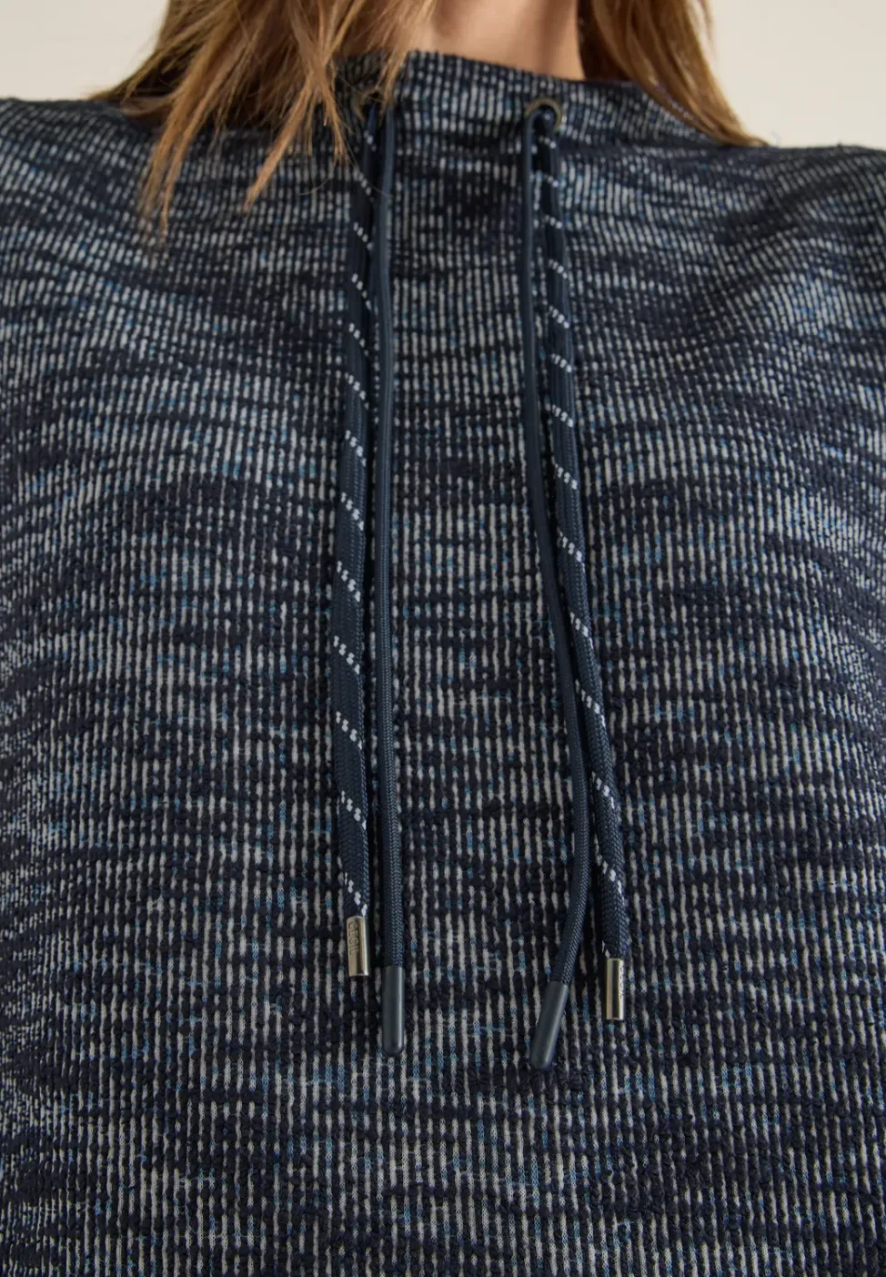 Funnelneck Strukturshirt