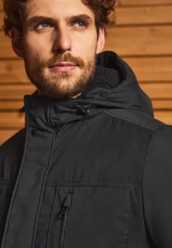 Gefütterte Kapuzenjacke