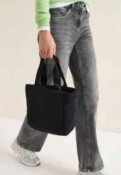 Gefütterte Tasche