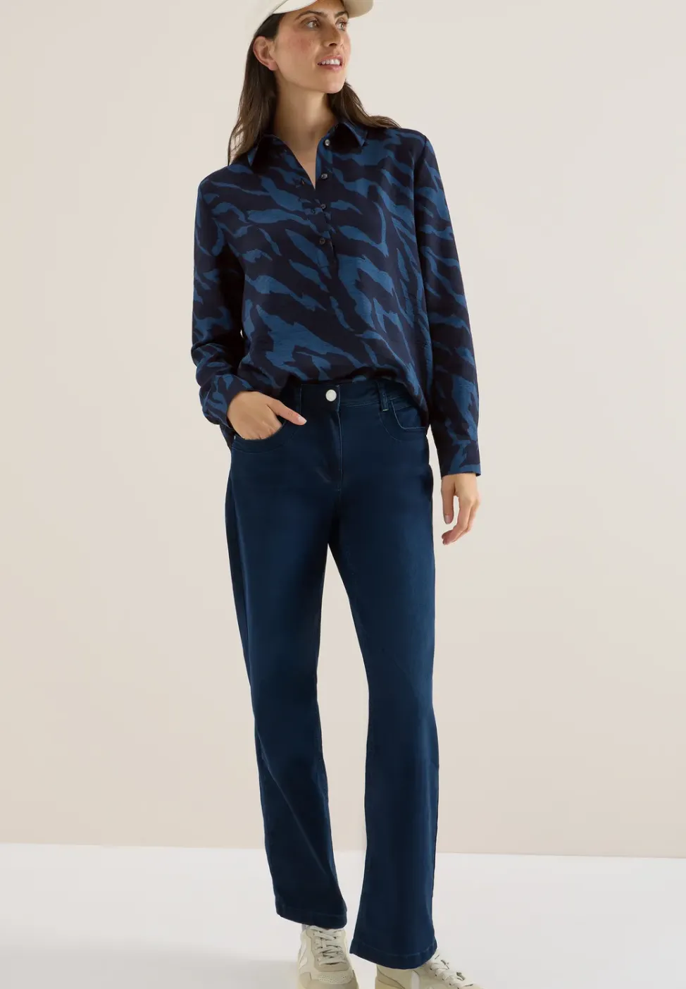 Gemusterte Bluse
