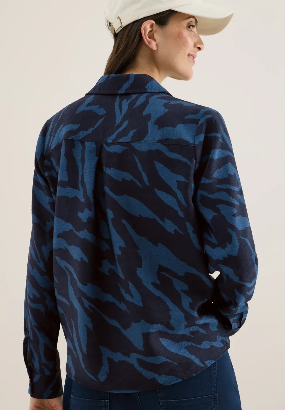 Gemusterte Bluse