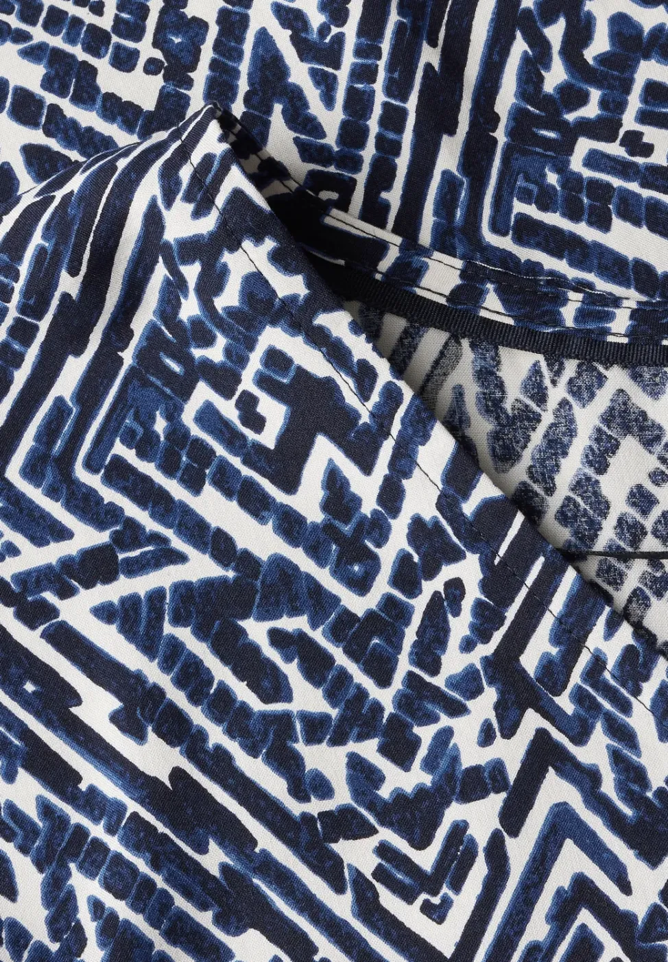Gemusterte Bluse