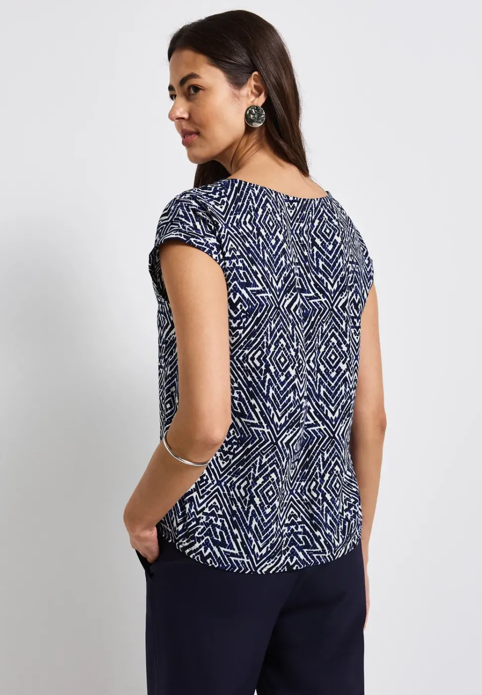 Gemusterte Bluse