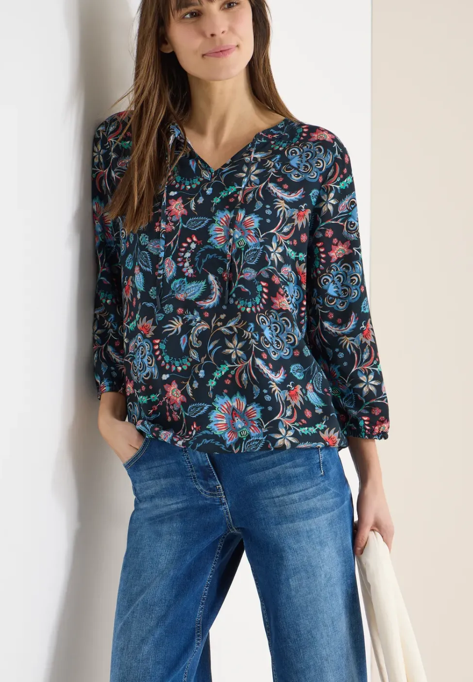 Gemusterte Bluse