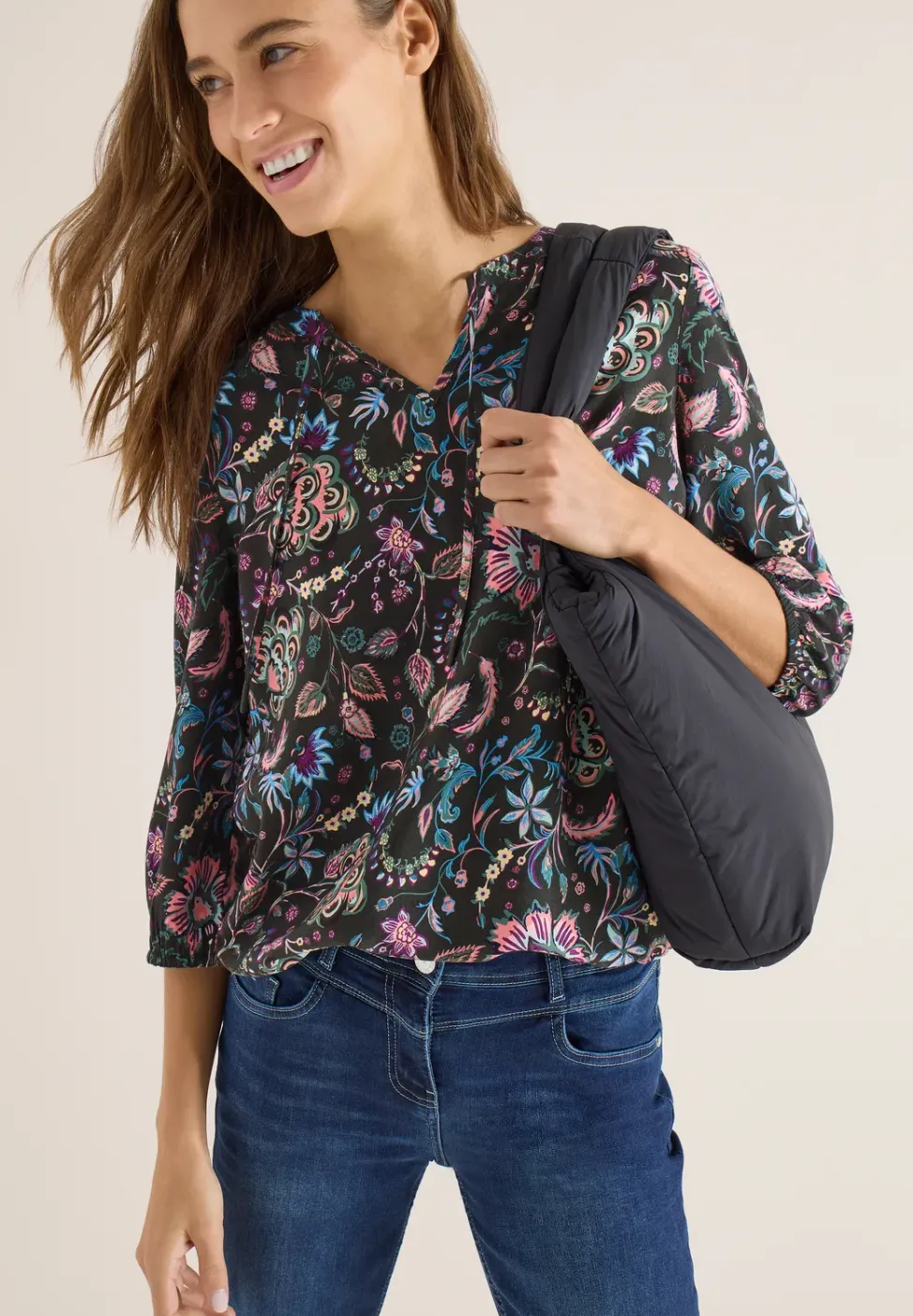 Gemusterte Bluse