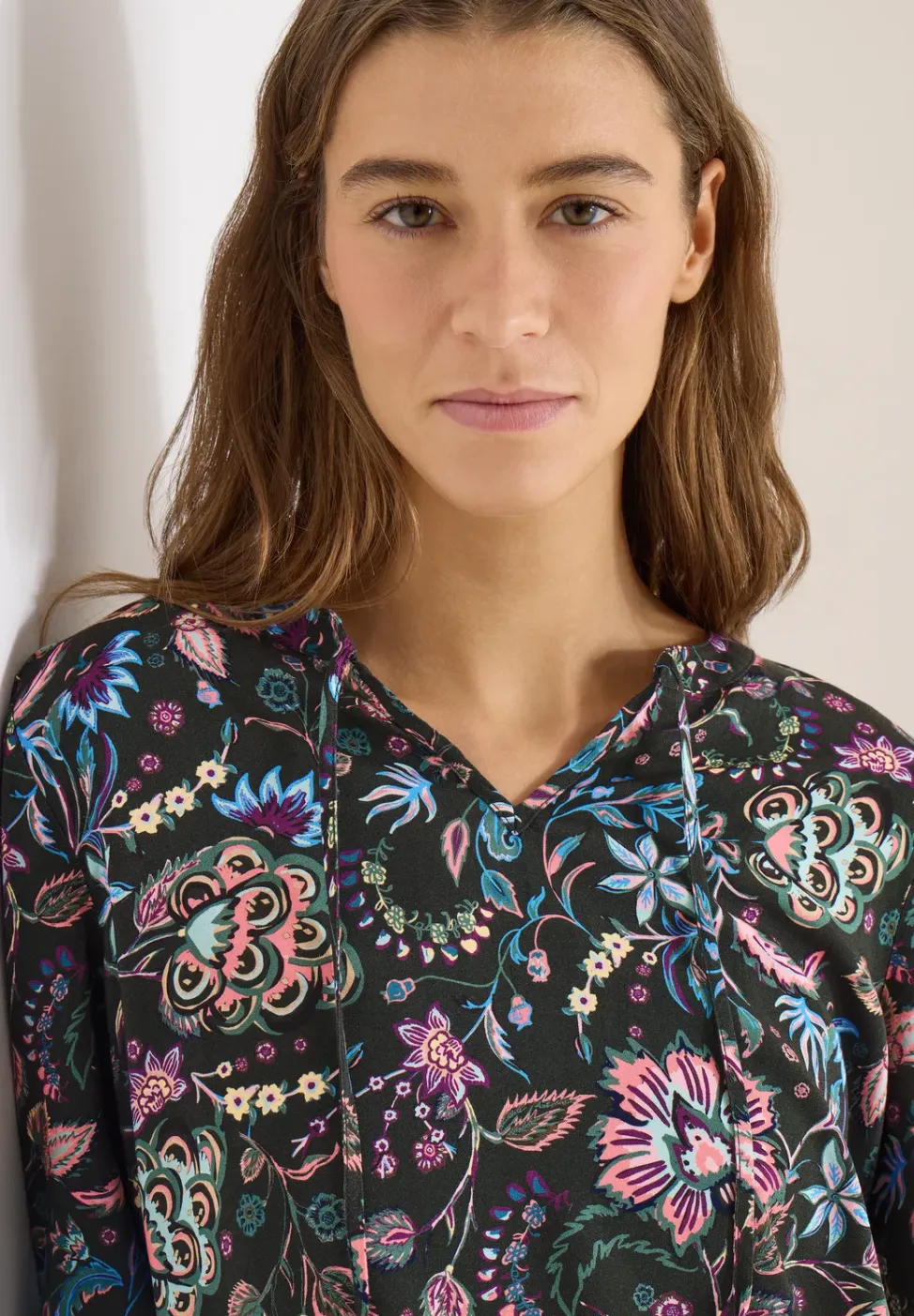 Gemusterte Bluse