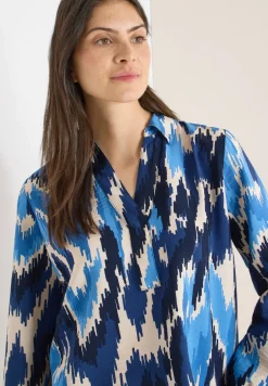 Gemusterte Bluse