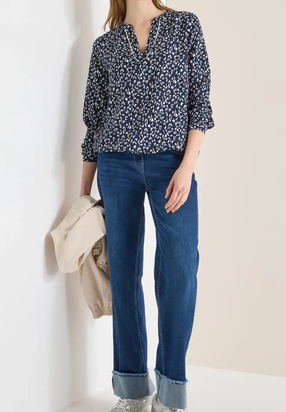 Gemusterte Bluse