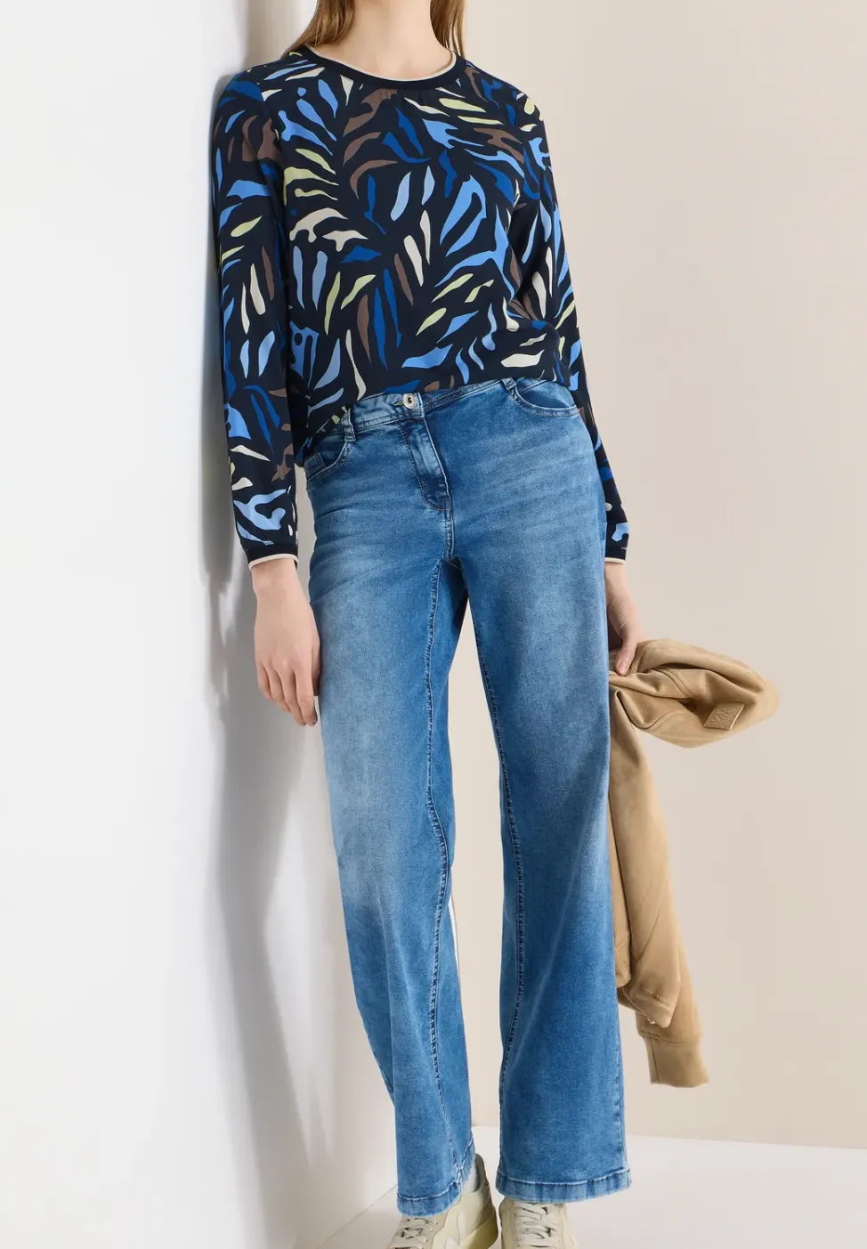 Gemusterte Bluse
