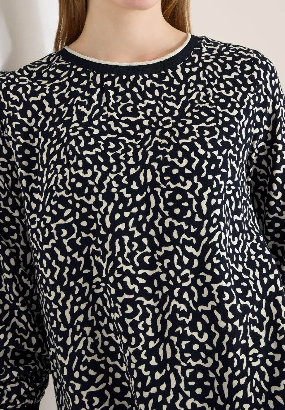 Gemusterte Bluse