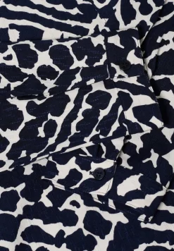 Gemusterte Bluse
