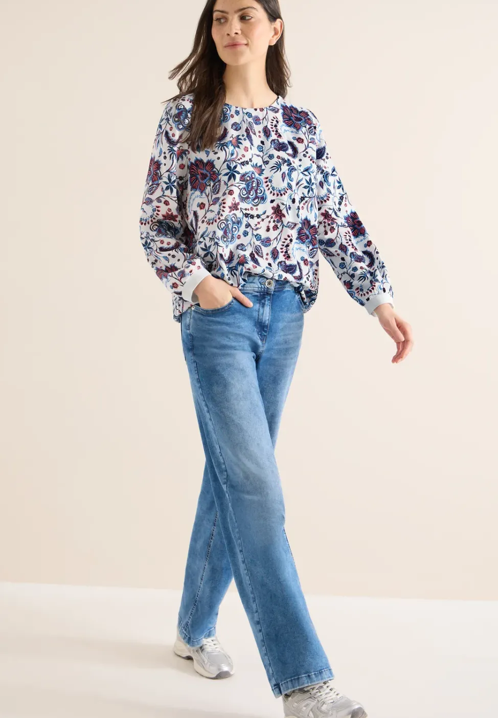 Gemusterte Bluse