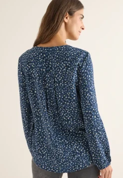 Gemusterte Bluse