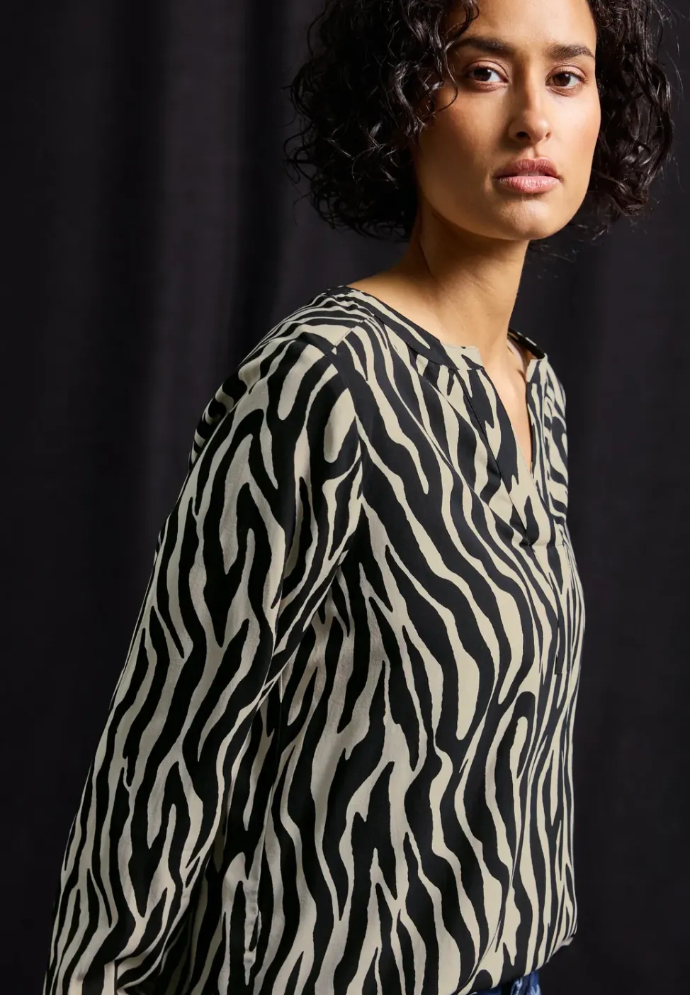 Gemusterte Bluse