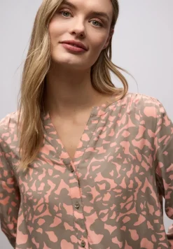 Gemusterte Bluse