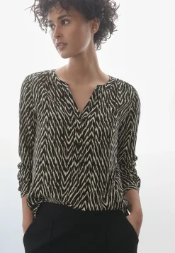 Gemusterte Bluse