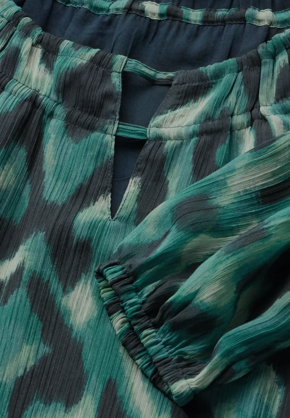 Gemusterte Chiffon-Bluse