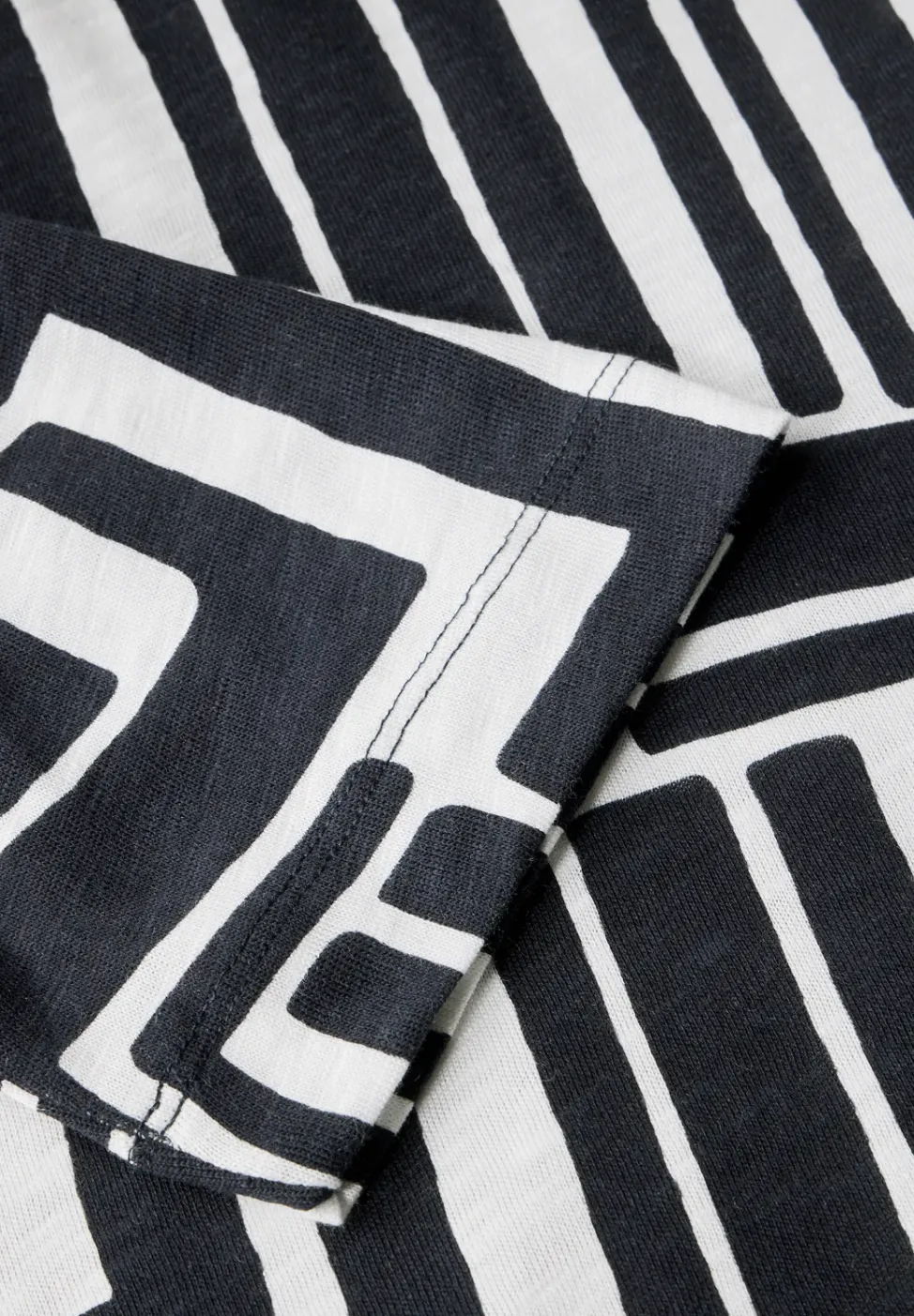 Gemusterter Hoodie