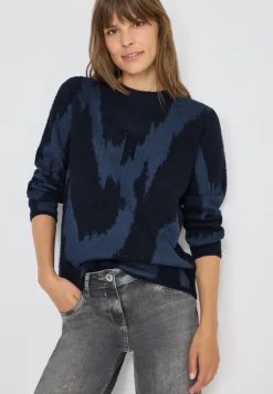 Gemusterter Pullover