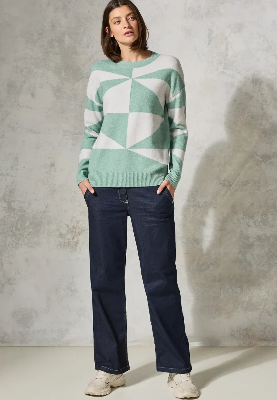 Gemusterter Pullover
