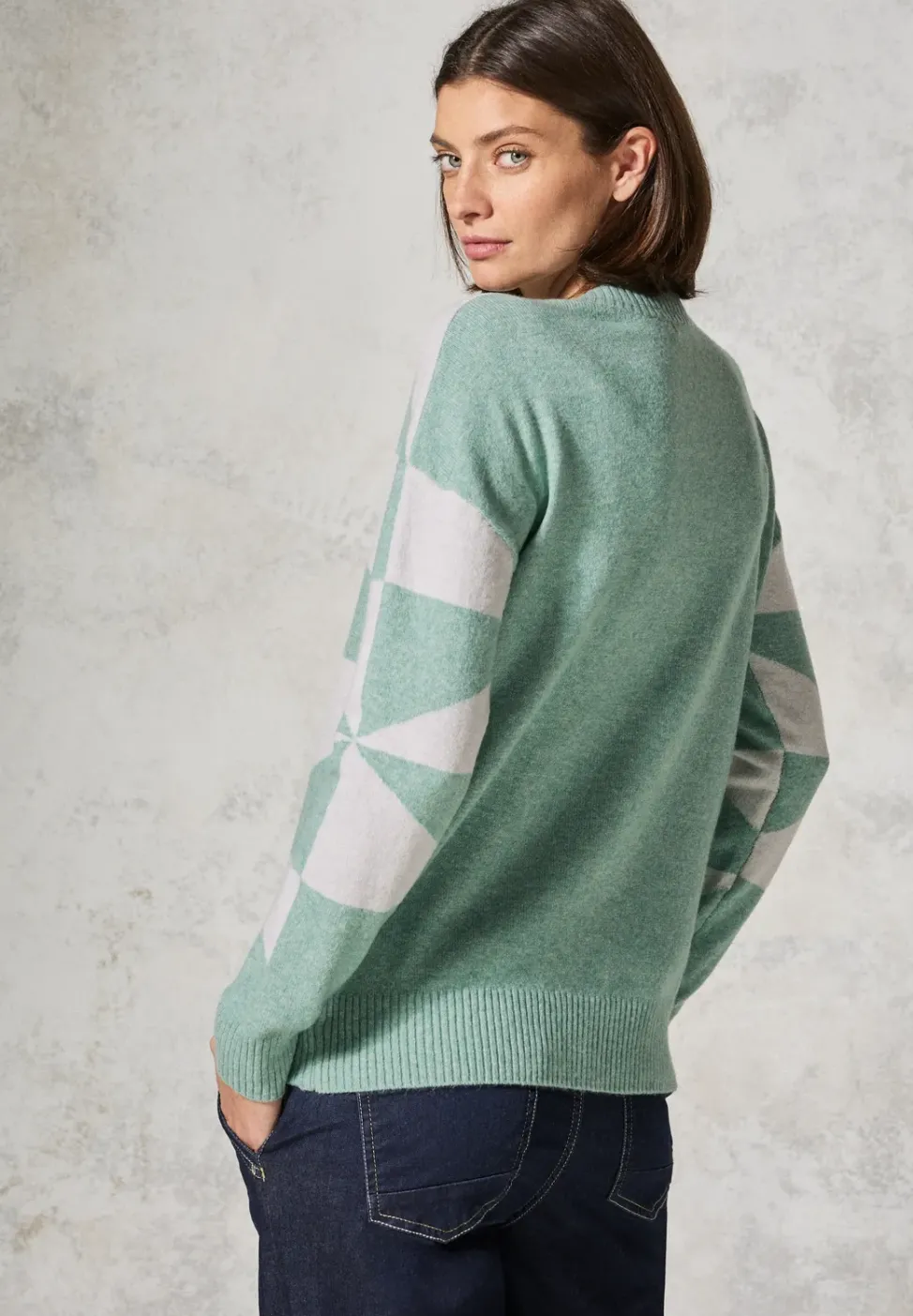 Gemusterter Pullover