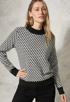 Gemusterter Pullover