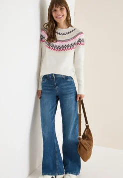 Gemusterter Strickpullover