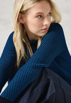 Gemusterter Strickpullover