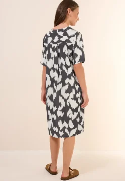 Gemustertes Kleid