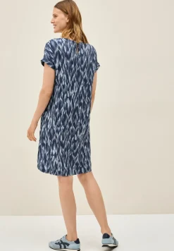 Gemustertes Kleid