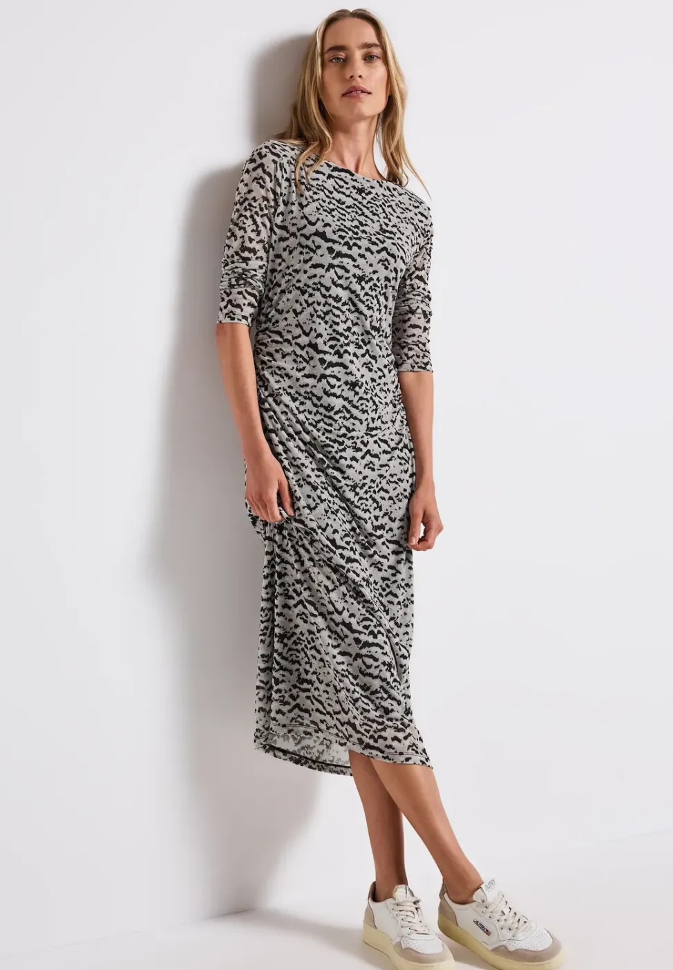 Gemustertes Mesh-Kleid