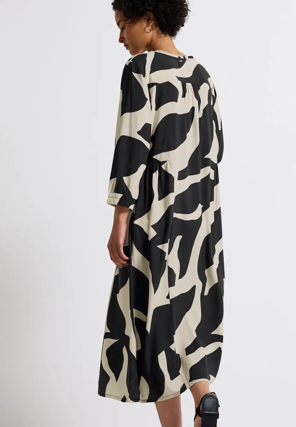 Gemustertes Midi-Kleid