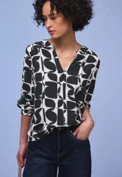 Gemustertes Shirt