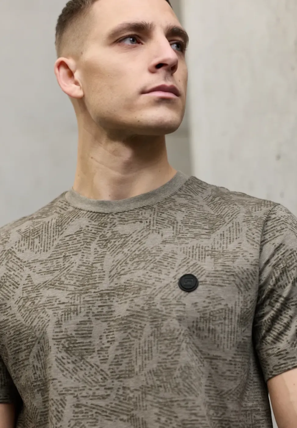Gemustertes T-Shirt
