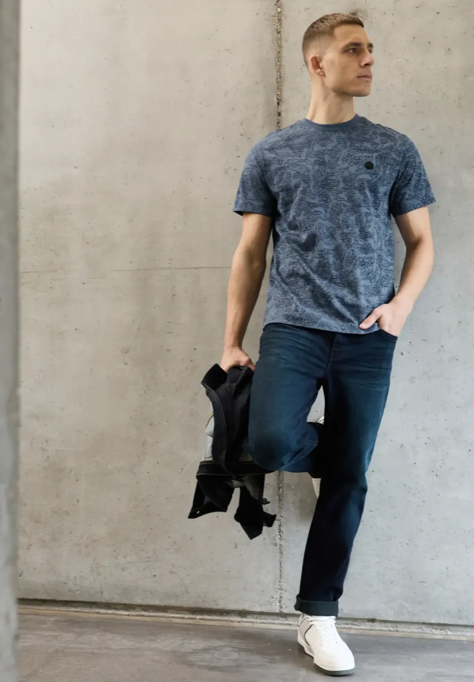 Gemustertes T-Shirt