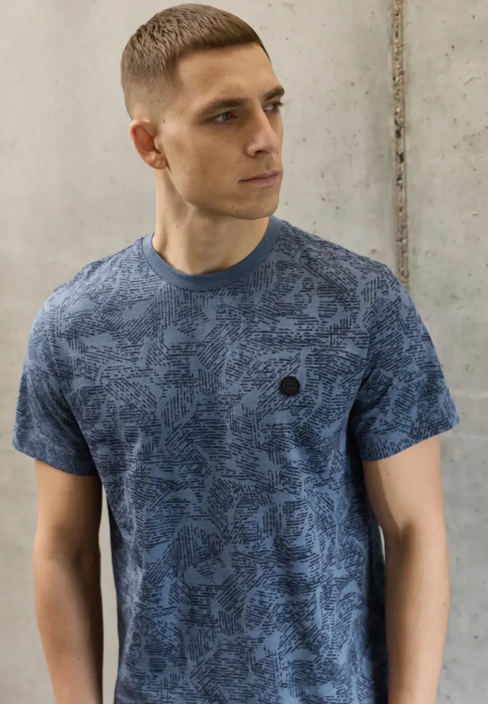 Gemustertes T-Shirt