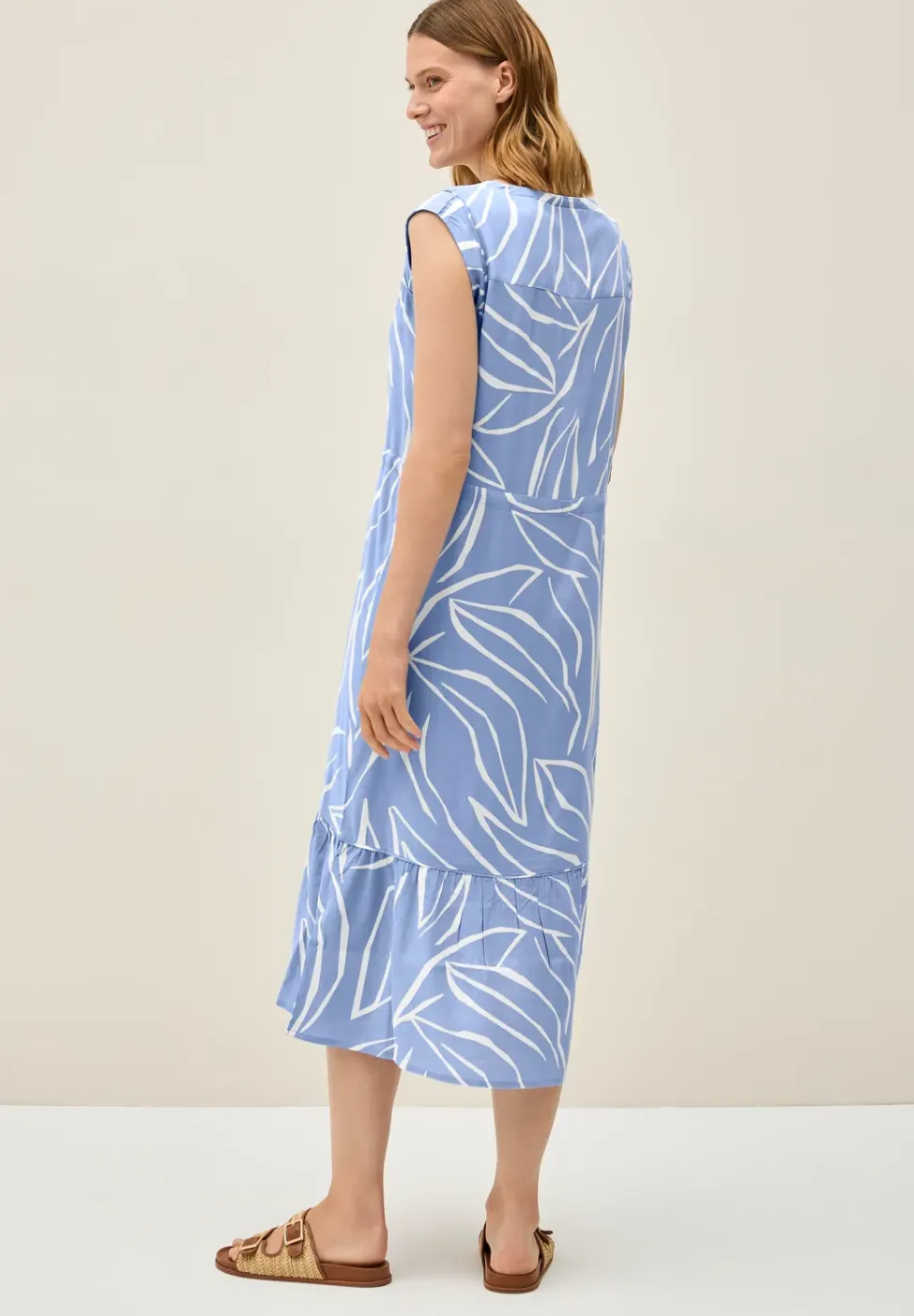 Gemustertes Volant-Kleid