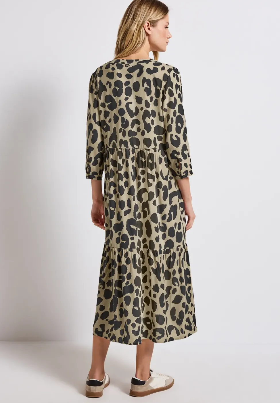 Gemustertes Volant-Kleid