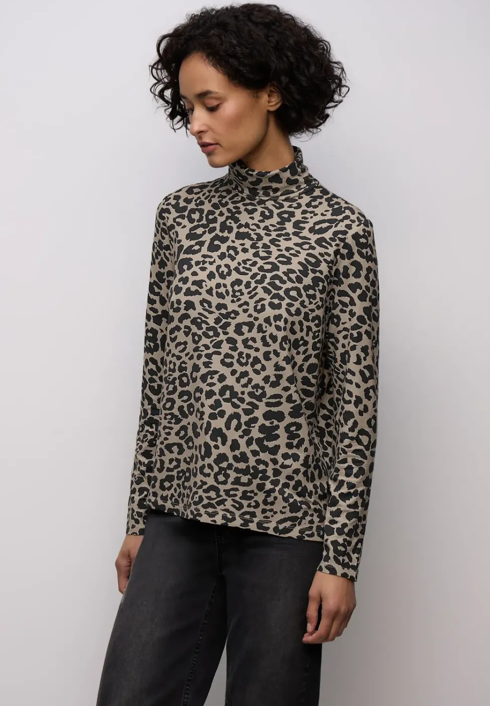 Gemustertes Rollkragenshirt