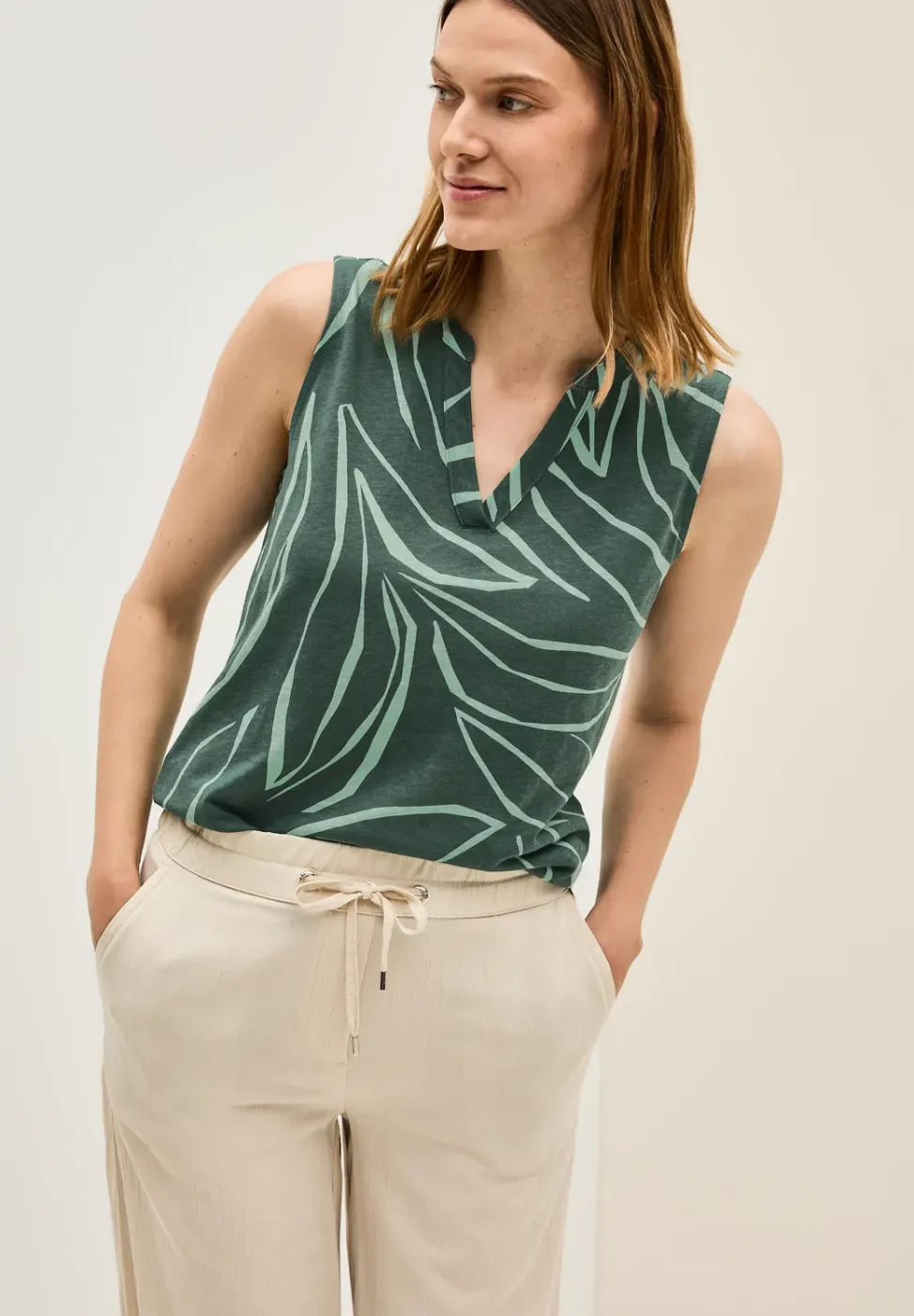 Gemustertes Split Neck Top