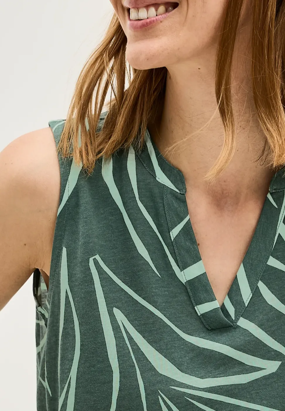 Gemustertes Split Neck Top